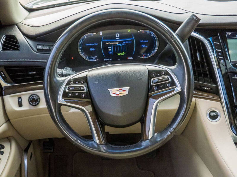 2018 Cadillac Escalade Luxury