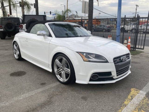 2011 Audi TTS 2.0T quattro Prestige