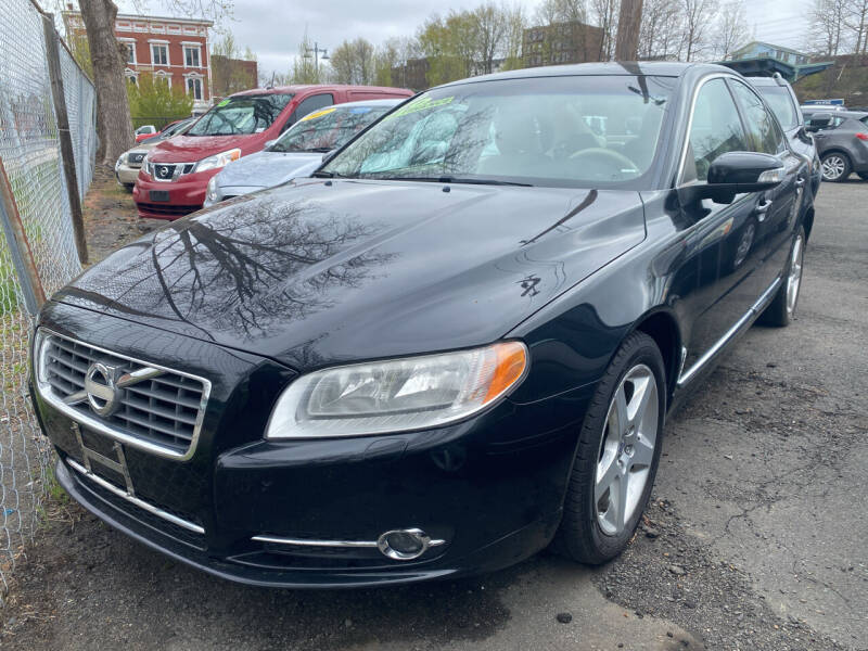 2010 Volvo S80 T6's photo