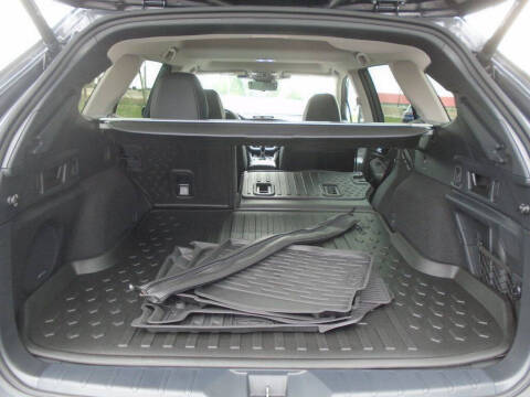 2025 Subaru Outback Touring XT