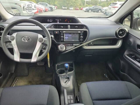 2016 Toyota Prius c Two