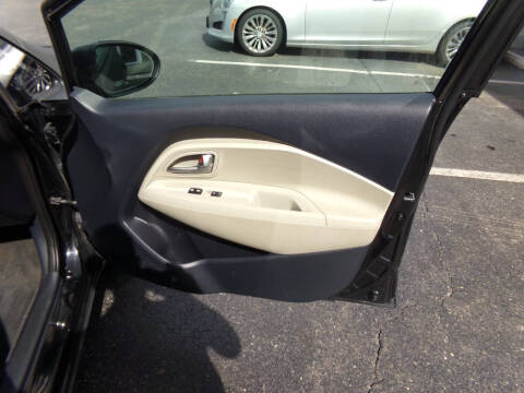 2012 Kia Rio 5-Door LX