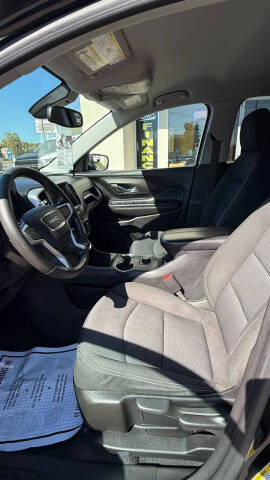 2022 GMC Terrain SLE