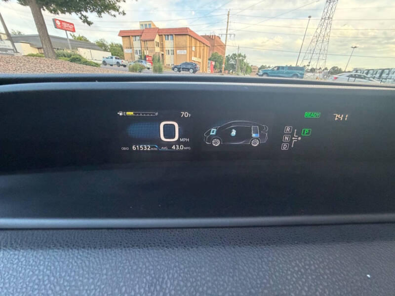 2016 Toyota Prius Three