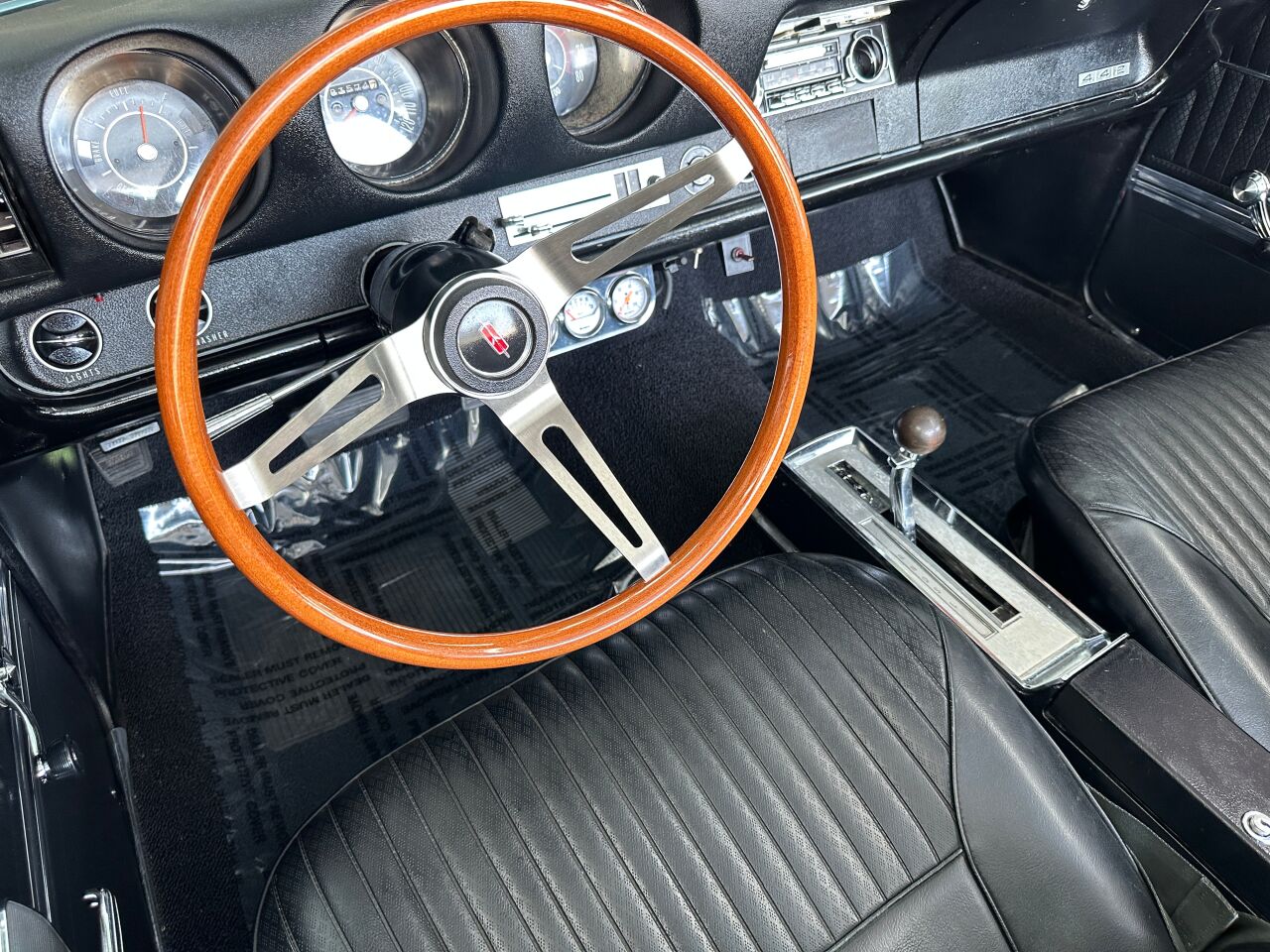 1968 Oldsmobile Cutlass 34