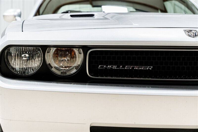 2010 Dodge Challenger SE