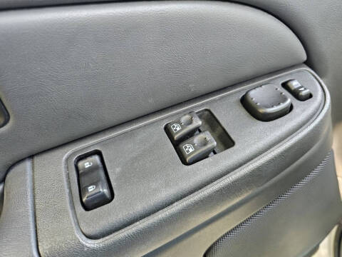 2005 Chevrolet Silverado 1500 LS