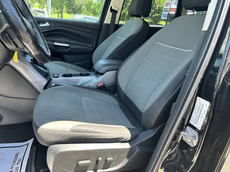 2015 Ford Escape SE