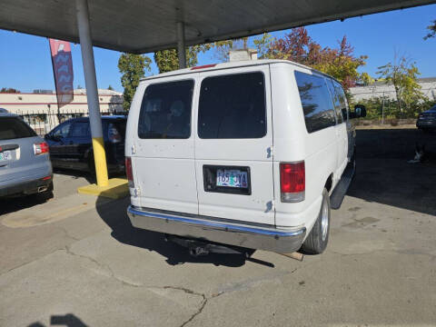 2013 Ford E-Series E-150 XL