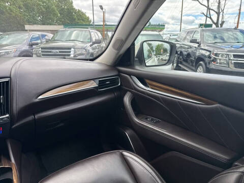 2019 Maserati Levante GranLusso
