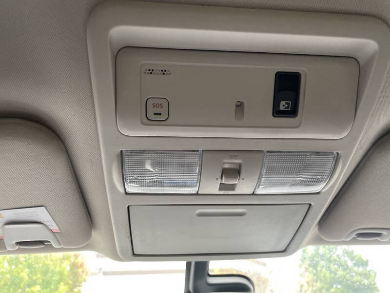 2017 Nissan Titan SL