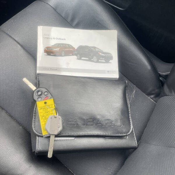 2012 Subaru Outback 2.5i Limited