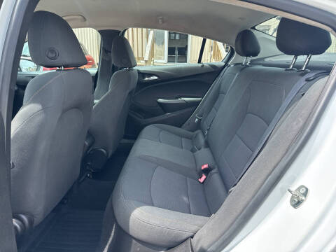 2018 Chevrolet Cruze LS Auto