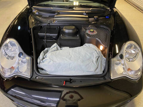 2004 Porsche 911 Carrera 4S