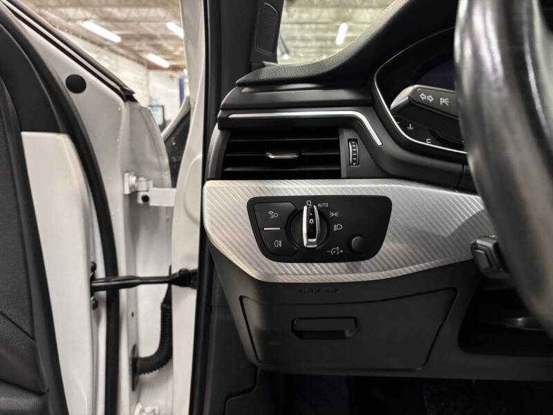 2017 Audi A4 2.0T quattro Premium Plus