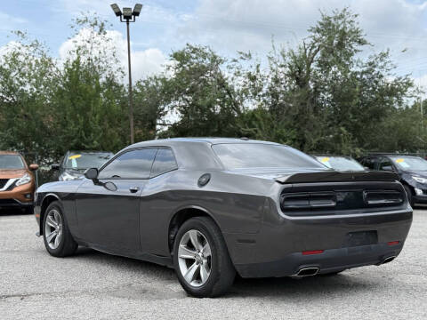 2020 Dodge Challenger SXT