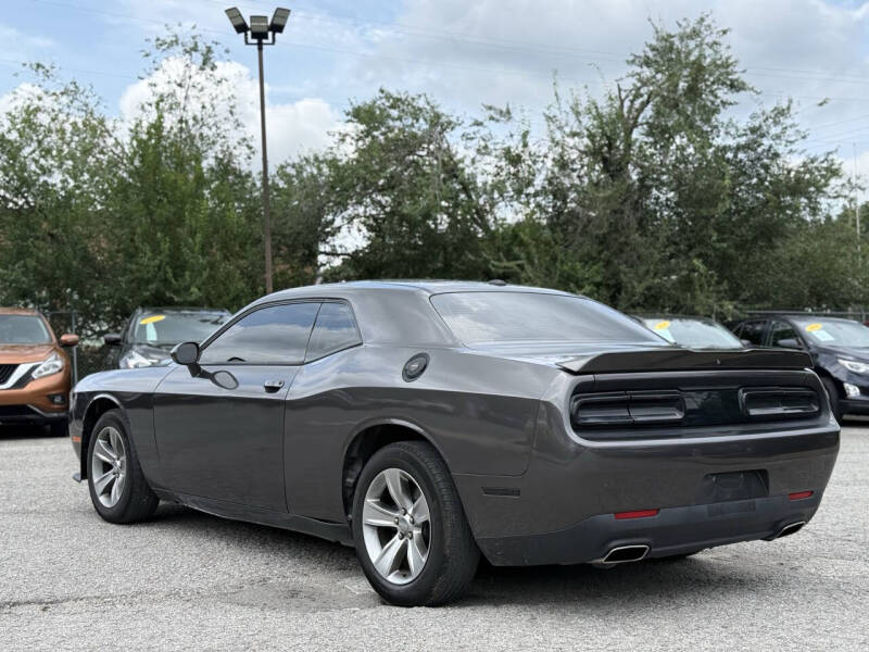2020 Dodge Challenger SXT