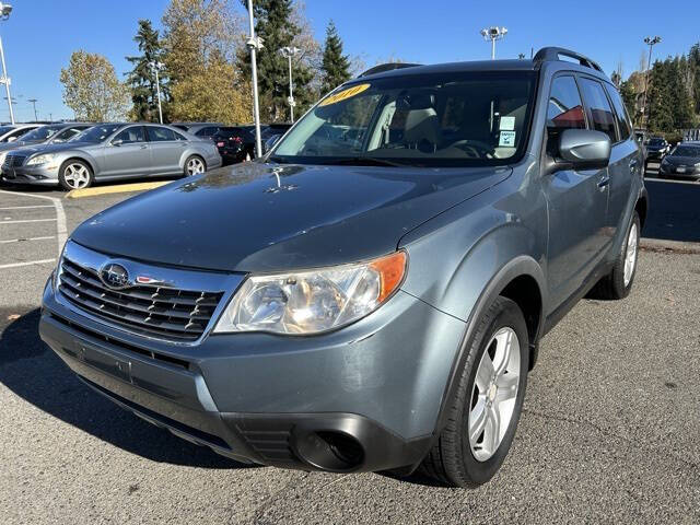 2010 Subaru Forester X Premium Package photo 1