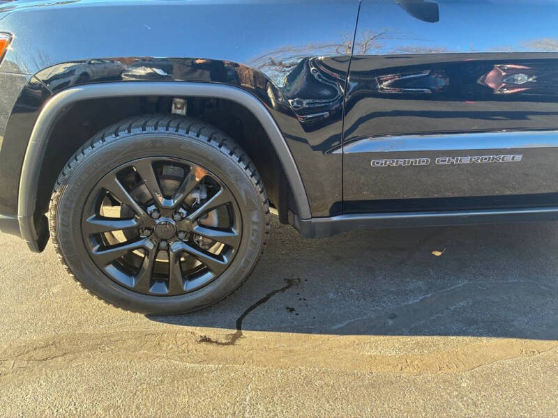 2020 Jeep Grand Cherokee Laredo E