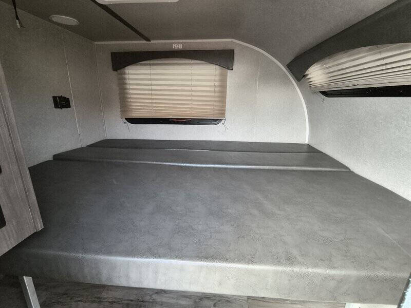 2021 Sunset Park Sunray 109