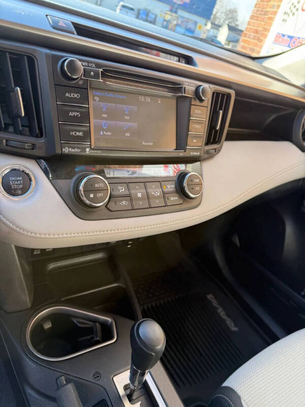 2017 Toyota RAV4 XLE