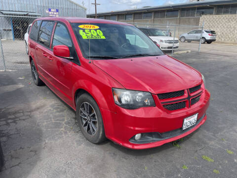 2016 Dodge Grand Caravan R/T