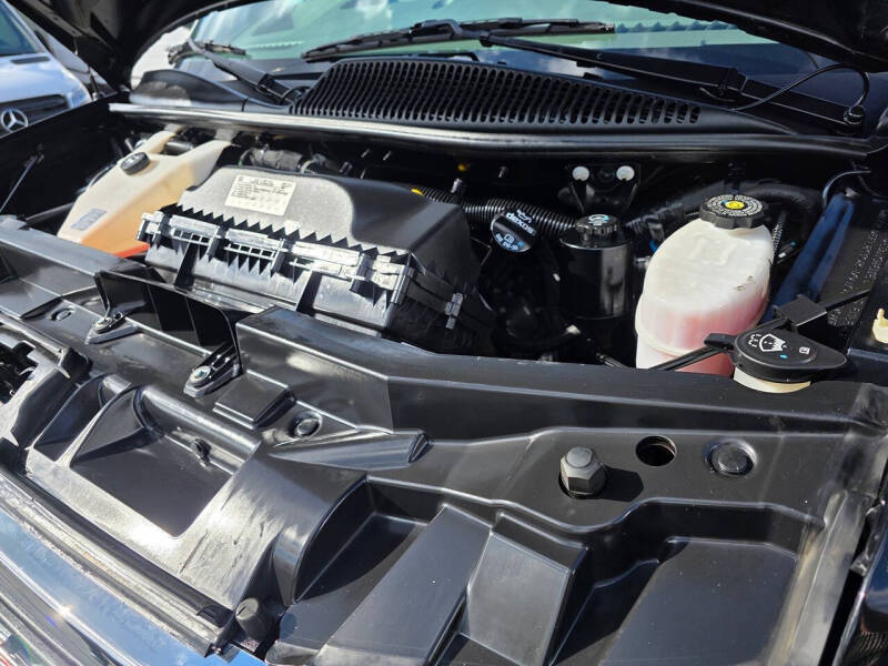 2023 GMC Savana 3500