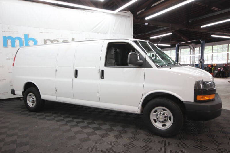 2021 Chevrolet Express 3500