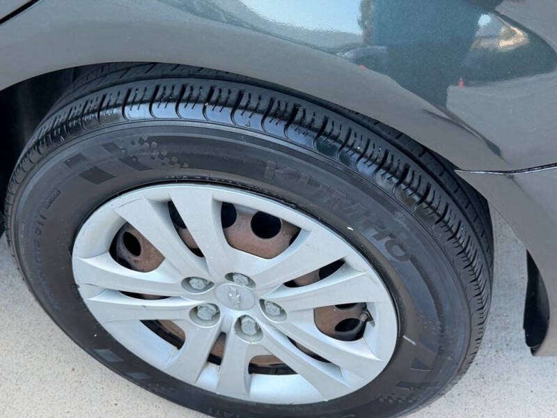 2017 Chevrolet Sonic LS Manual