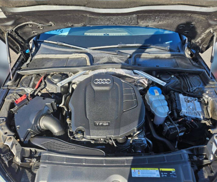 2017 Audi A4 2.0T quattro Premium Plus