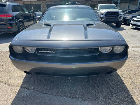 2013 Dodge Challenger SXT