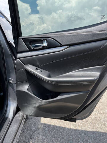 2017 Nissan Maxima