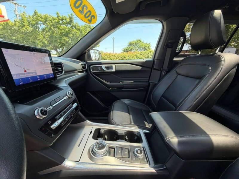 2020 Ford Explorer XLT