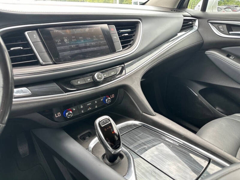 2019 Buick Enclave Essence