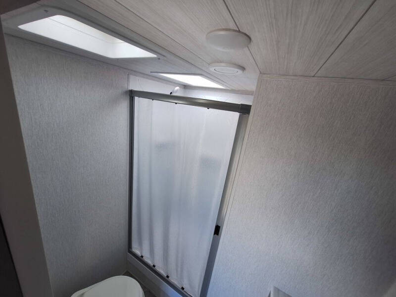 2024 Forest River Salem 28VIEW