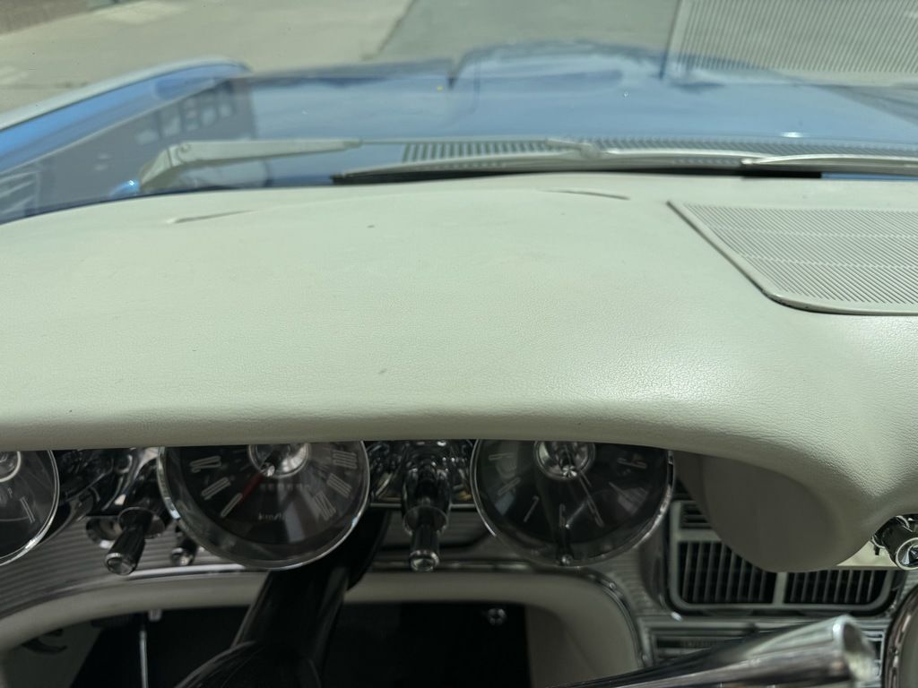 1962 Ford Thunderbird 15