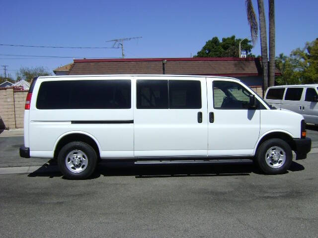 2017 Chevrolet Express LS 3500