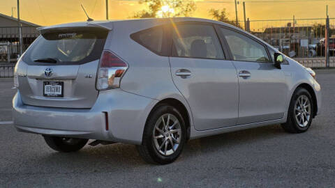 2017 Toyota Prius v Two