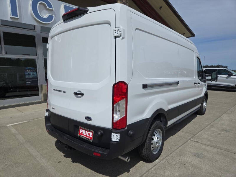 2025 Ford Transit 250
