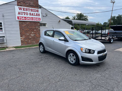 Used Chevrolet Sonic 2LS Hatchback FWD for Sale (with Photos