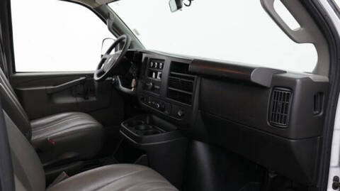2023 Chevrolet Express 2500