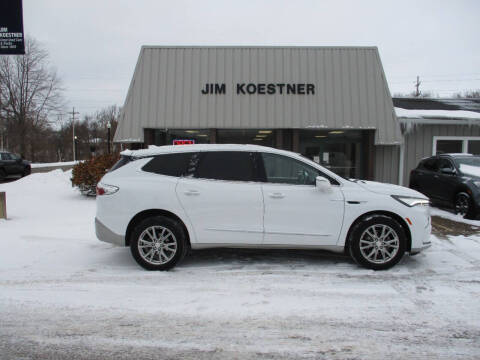 2022 Buick Enclave for sale at JIM KOESTNER INC in Plainwell MI