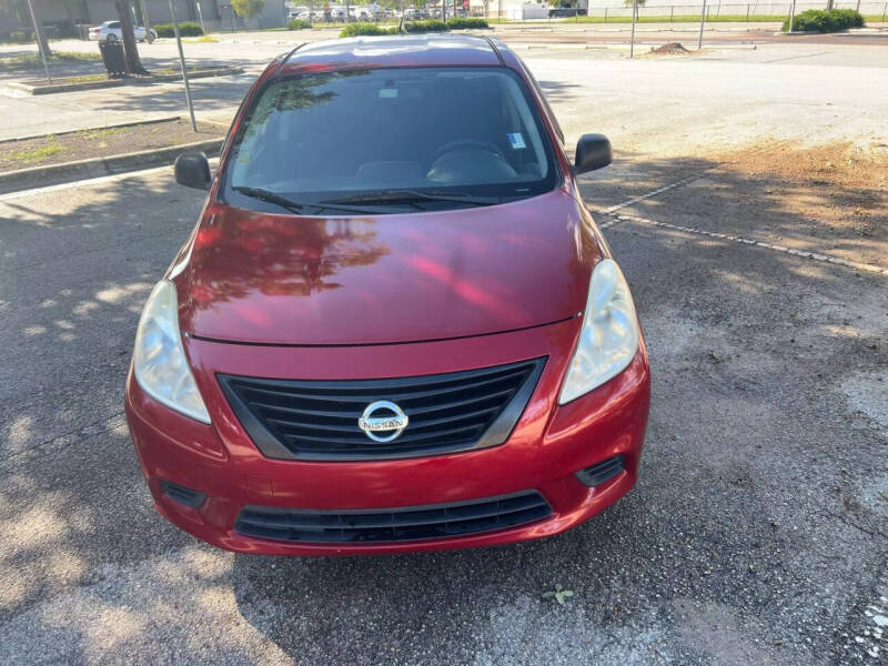 2014 Nissan Versa 1.6 S Plus