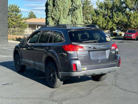 2010 Subaru Outback 2.5i Premium