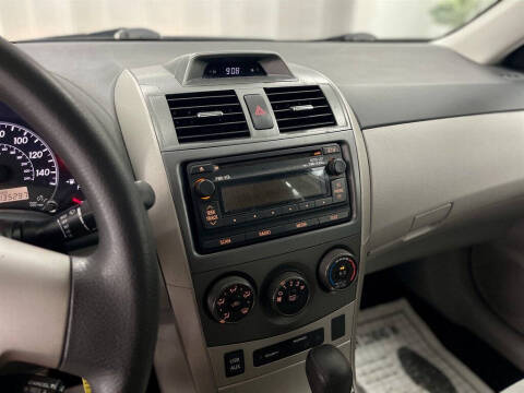 2012 Toyota Corolla LE