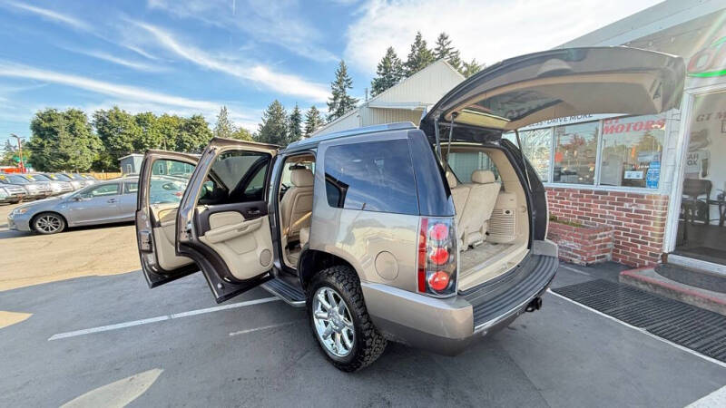 2012 GMC Yukon Denali