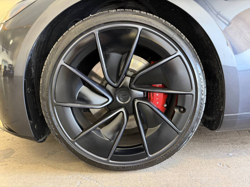 2024 Tesla Model 3 Performance