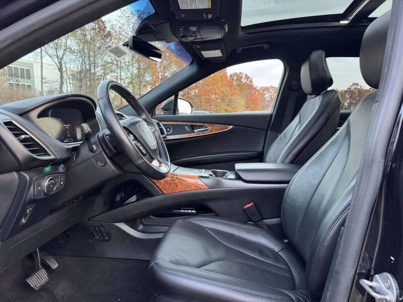 2020 Lincoln Nautilus Reserve