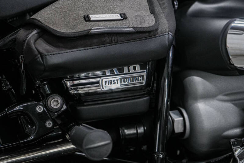 2021 BMW R18B First Edition