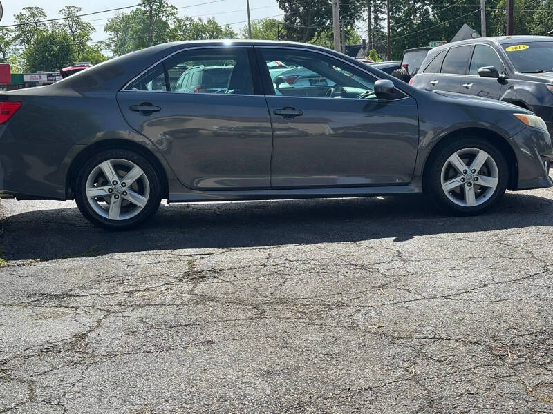 2012 Toyota Camry SE